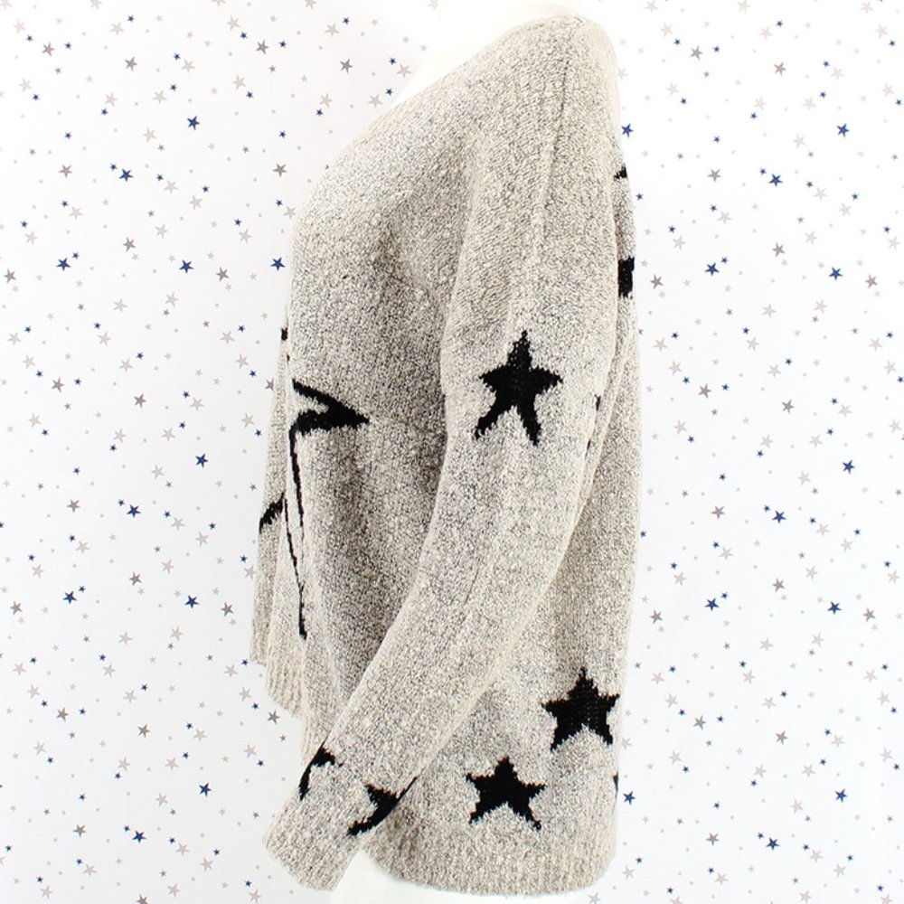 Oversized Star Pattern Pullover Knit Sweater - Picture 5 of 7